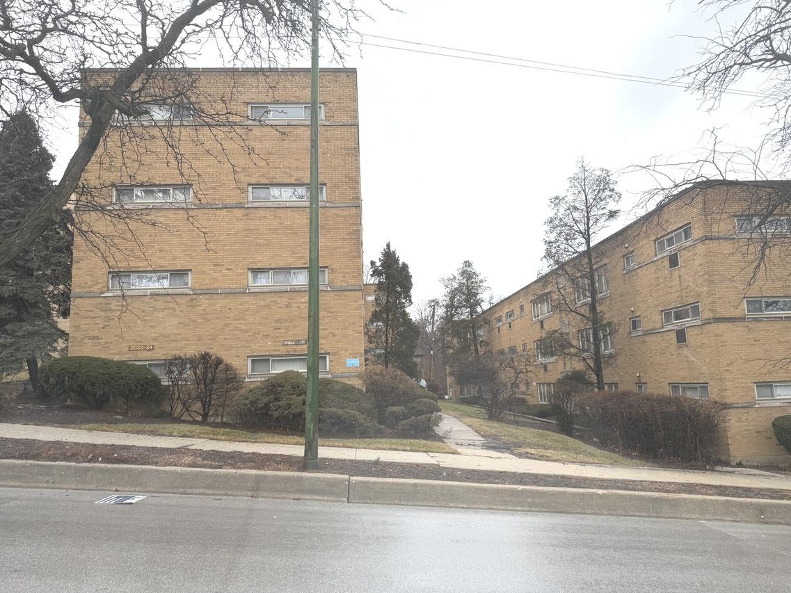 2018 W 111th St., Chicago, IL 60643