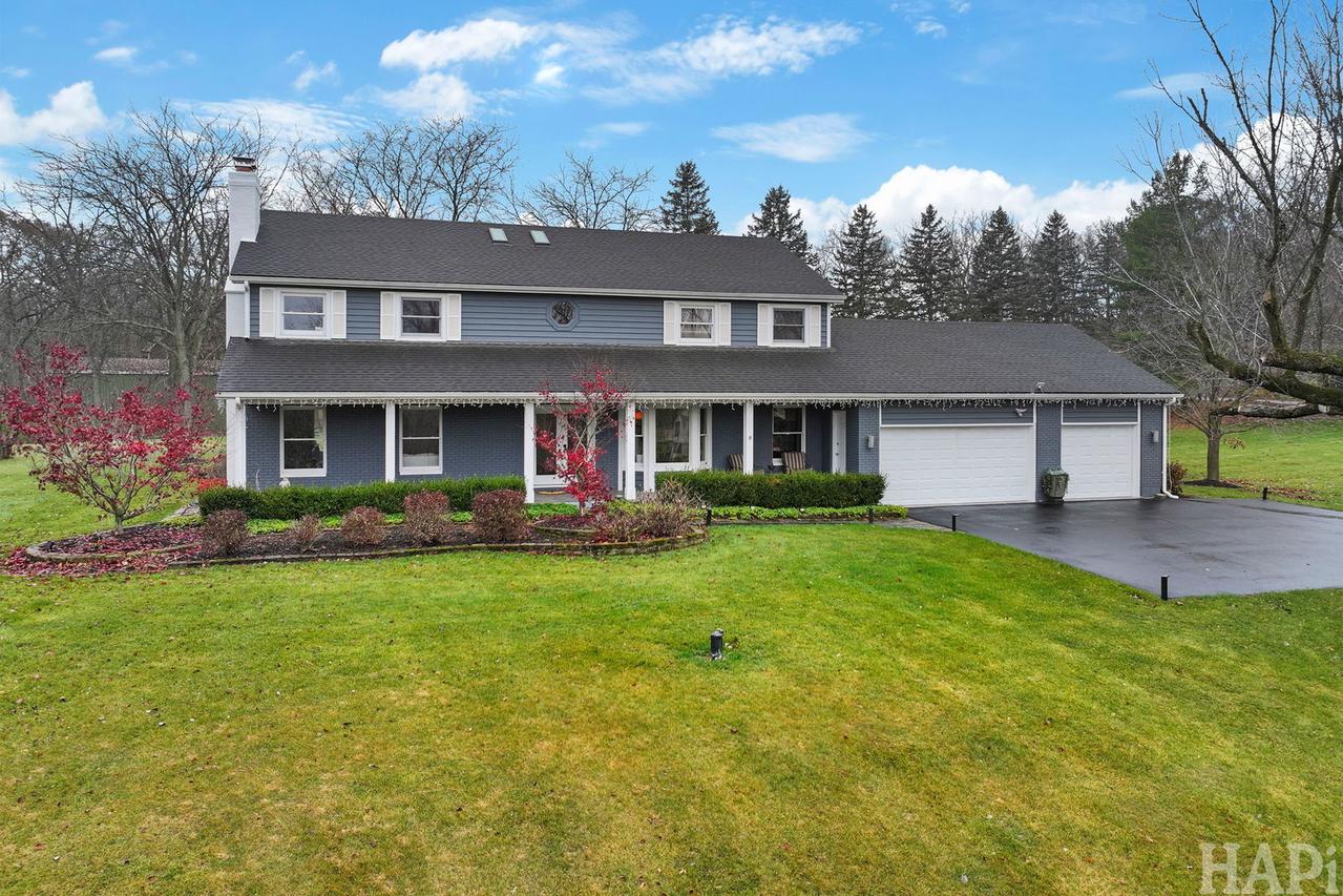 3025 Fox Ct., Crystal Lake, IL 60012