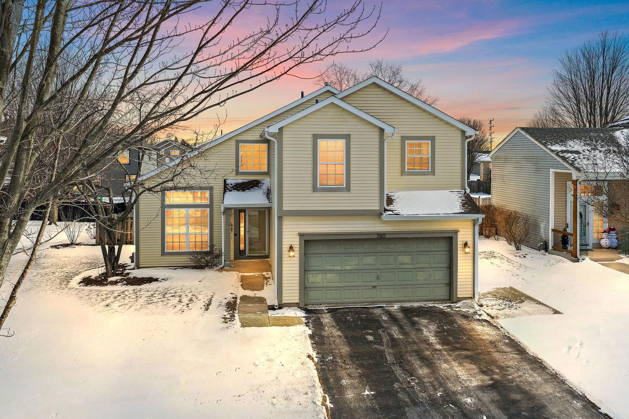 760 Normandy Ln., Lake In The Hills, IL 60156