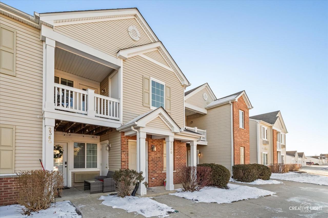 236 Bertram Dr. #O, Yorkville, IL 60560