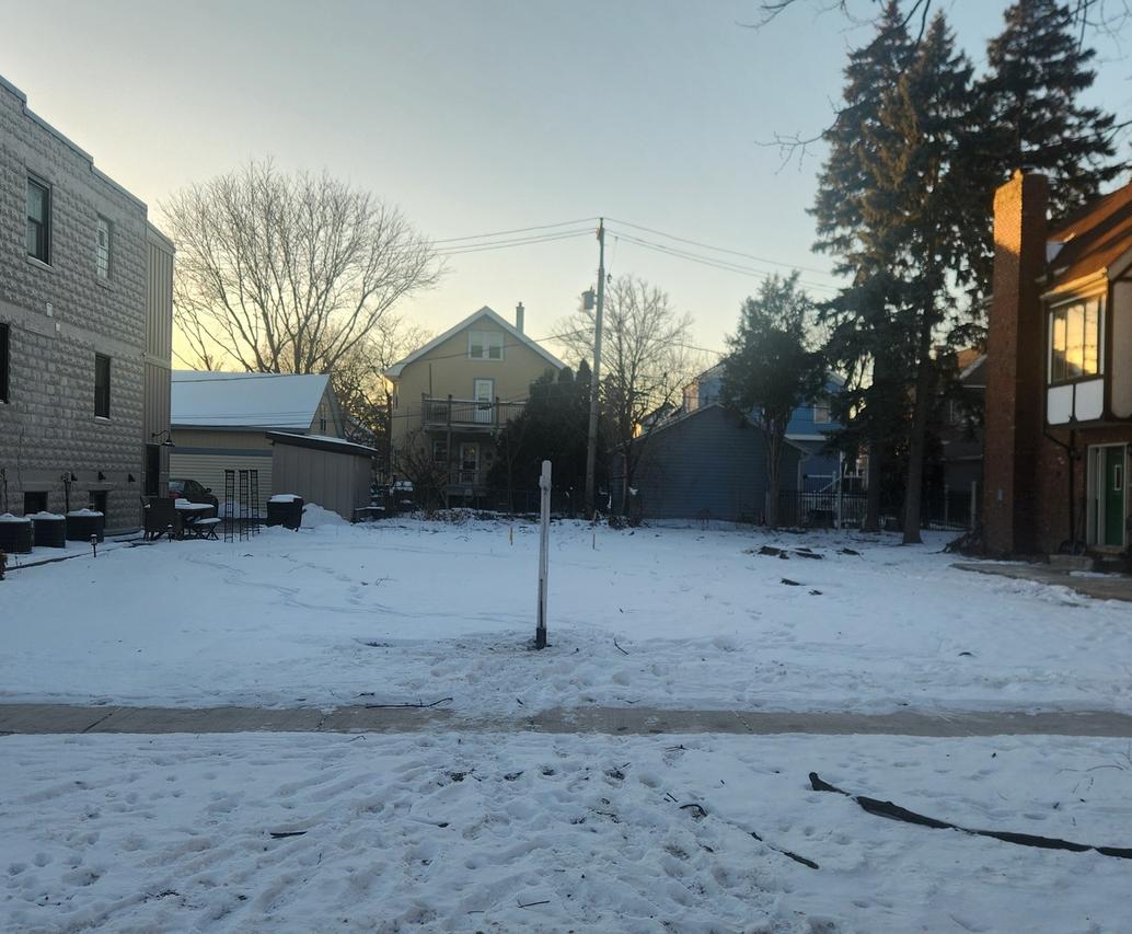 36 N Waiola Ave., La Grange, IL 60525