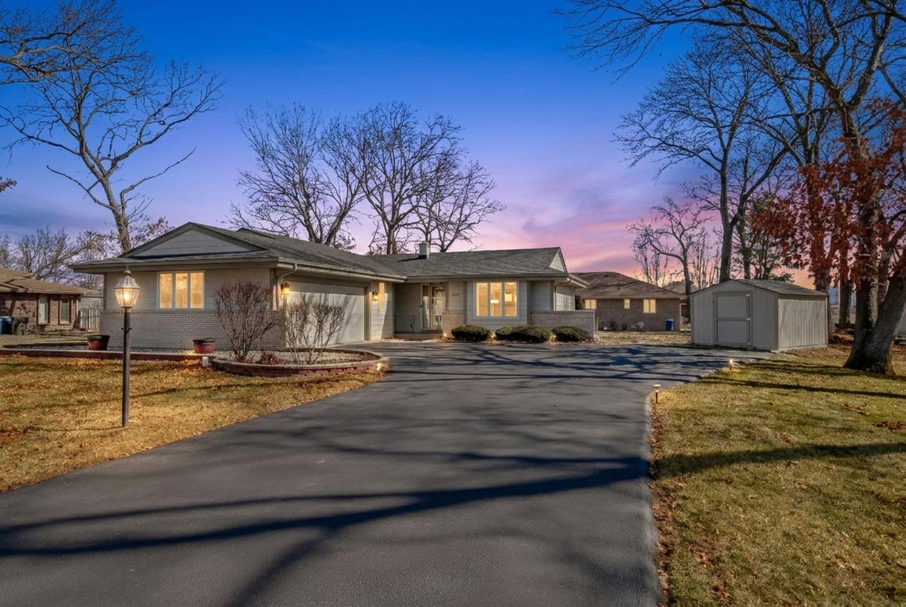 18317 Harper St., Lansing, IL 60438