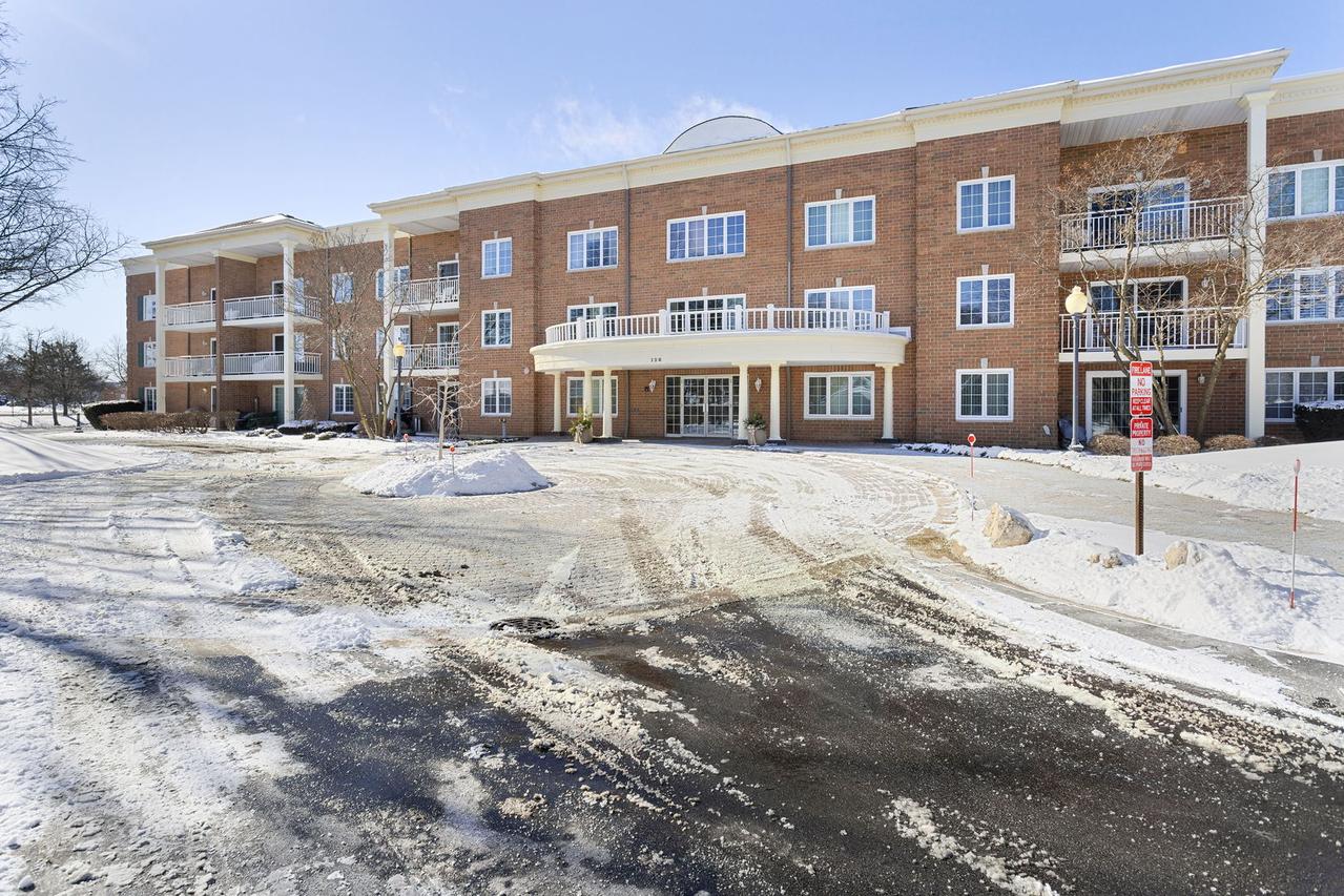 [Address Hidden by Seller], Bloomingdale, IL 60108