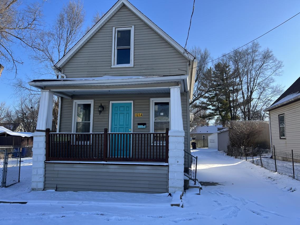 1214 W Brons Ave., Peoria, IL 61604