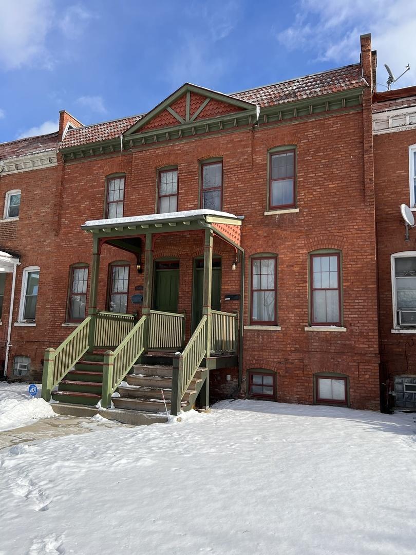 10435 S Corliss Ave., Chicago, IL 60628