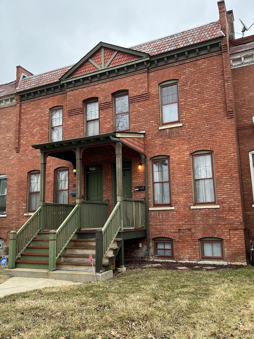 10435 S Corliss Ave., Chicago, IL 60628