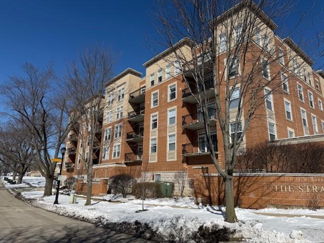 190 W Johnson St. #305, Palatine, IL 60067