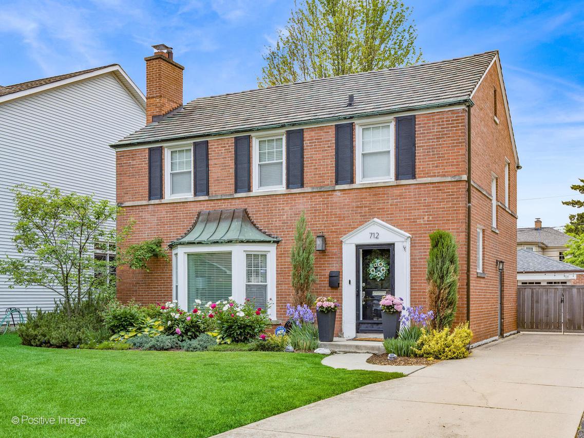 712 N Catherine Ave., La Grange Park, IL 60526