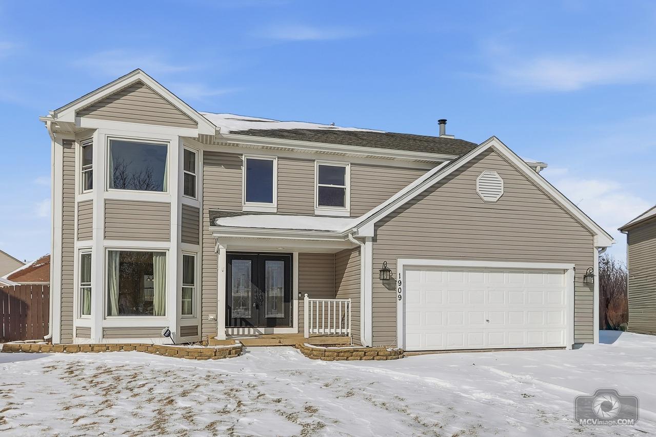 1909 Prairie Trail Ct., Plainfield, IL 60586