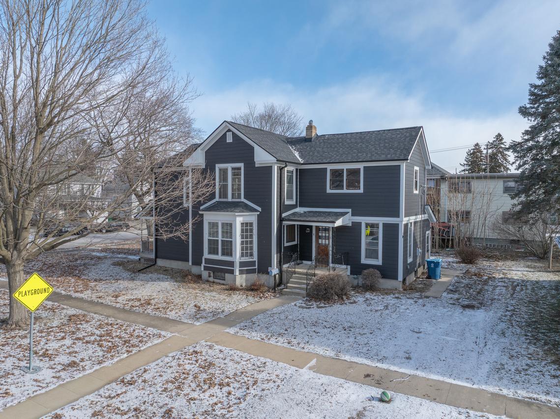 709 Pennsylvania Ave., Mendota, IL 61342