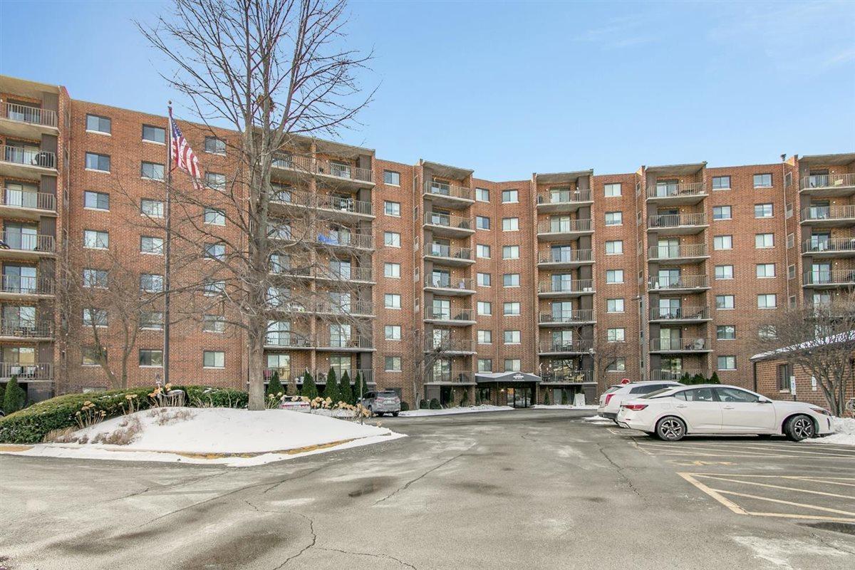 [Address Hidden by Seller], Bloomingdale, IL 60108