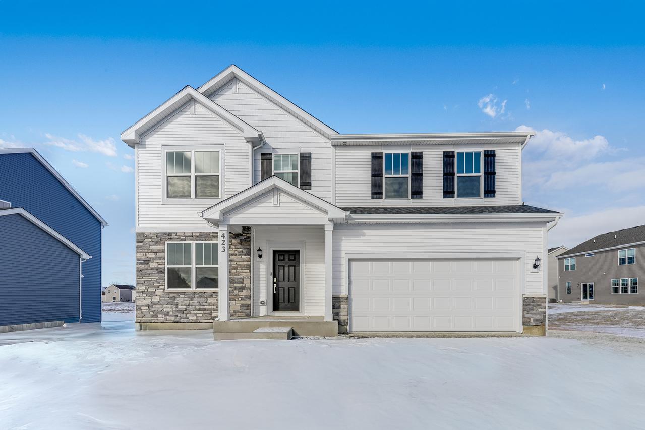 423 Hathaway Ln., Oswego, IL 60543