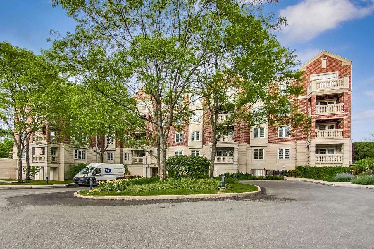 620 Homewood Ave. #405, Highland Park, IL 60035