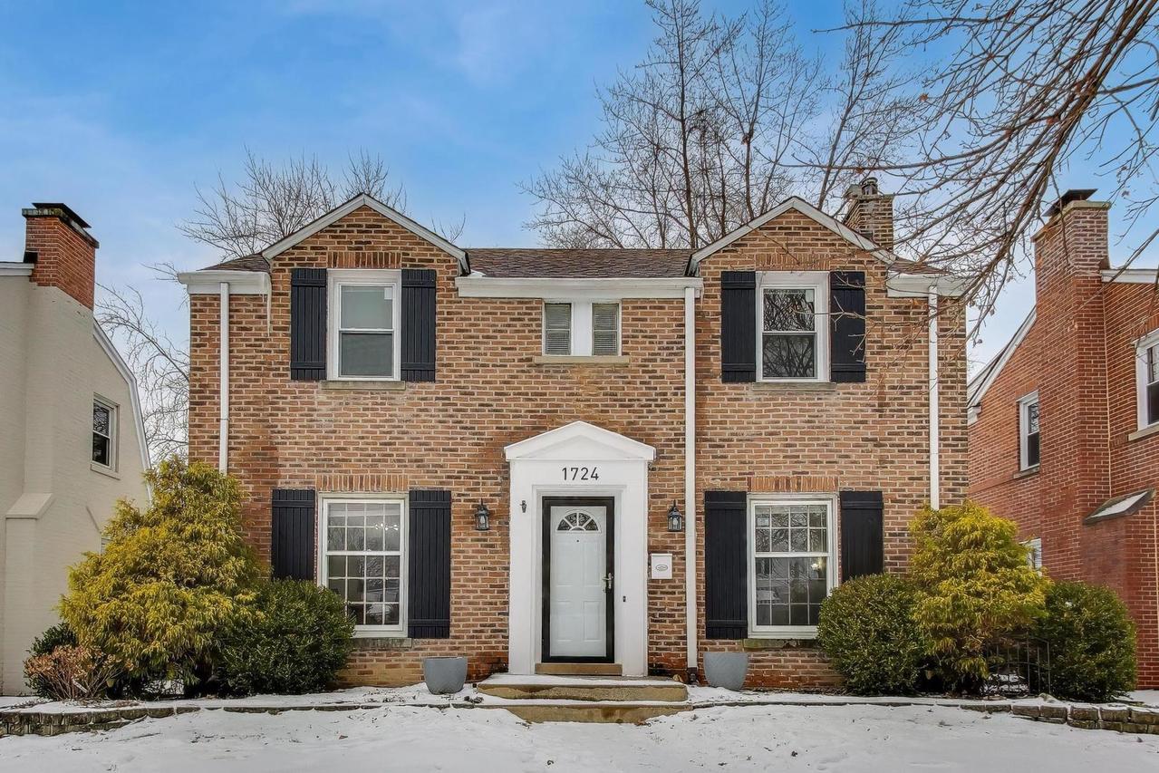 1724 N 77th Ct., Elmwood Park, IL 60707