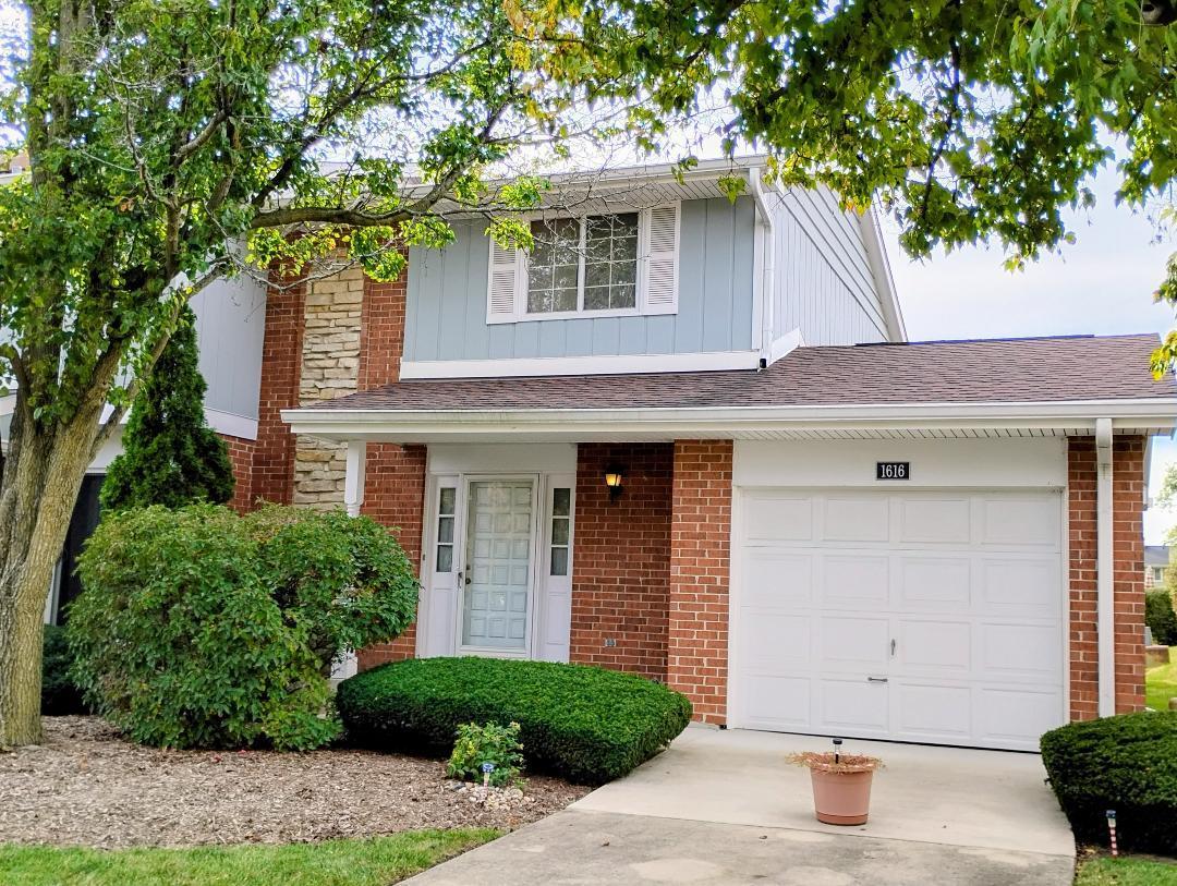 1616 Dundee Dr., Wheaton, IL 60189