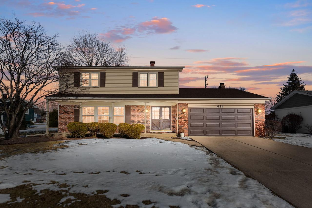 634 E Pompano Ln., Palatine, IL 60074