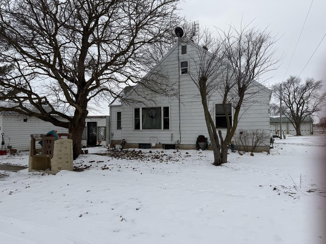 [Address Hidden by Seller], Cooksville, IL 61730