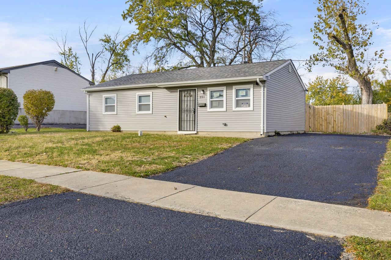 351 Concord Dr., Chicago Heights, IL 60411