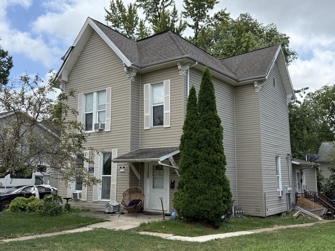 810 W Market St., Bloomington, IL 61701