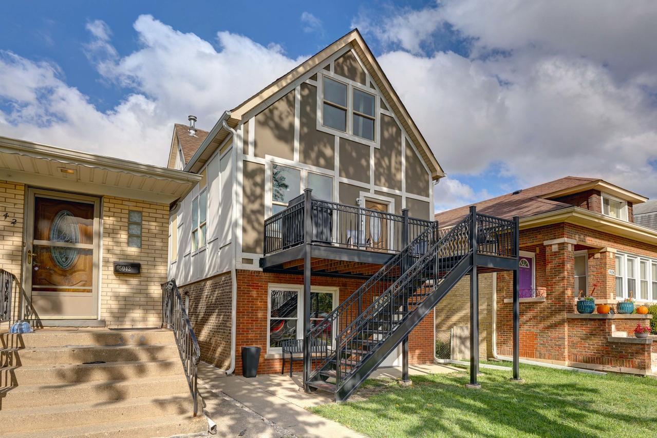 5040 W Berenice Ave., Chicago, IL 60641