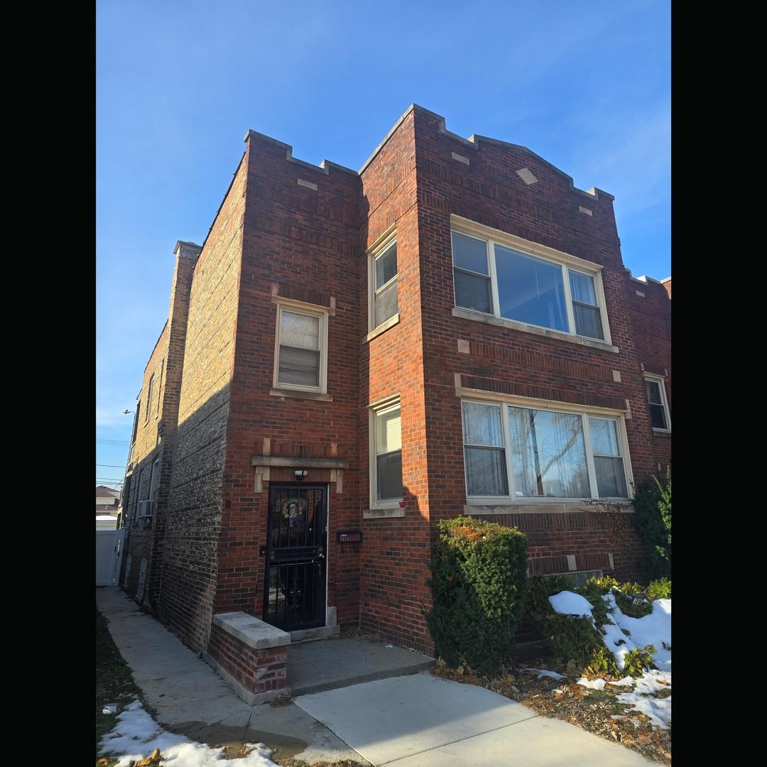 [Address Hidden by Seller], Chicago, IL 60619