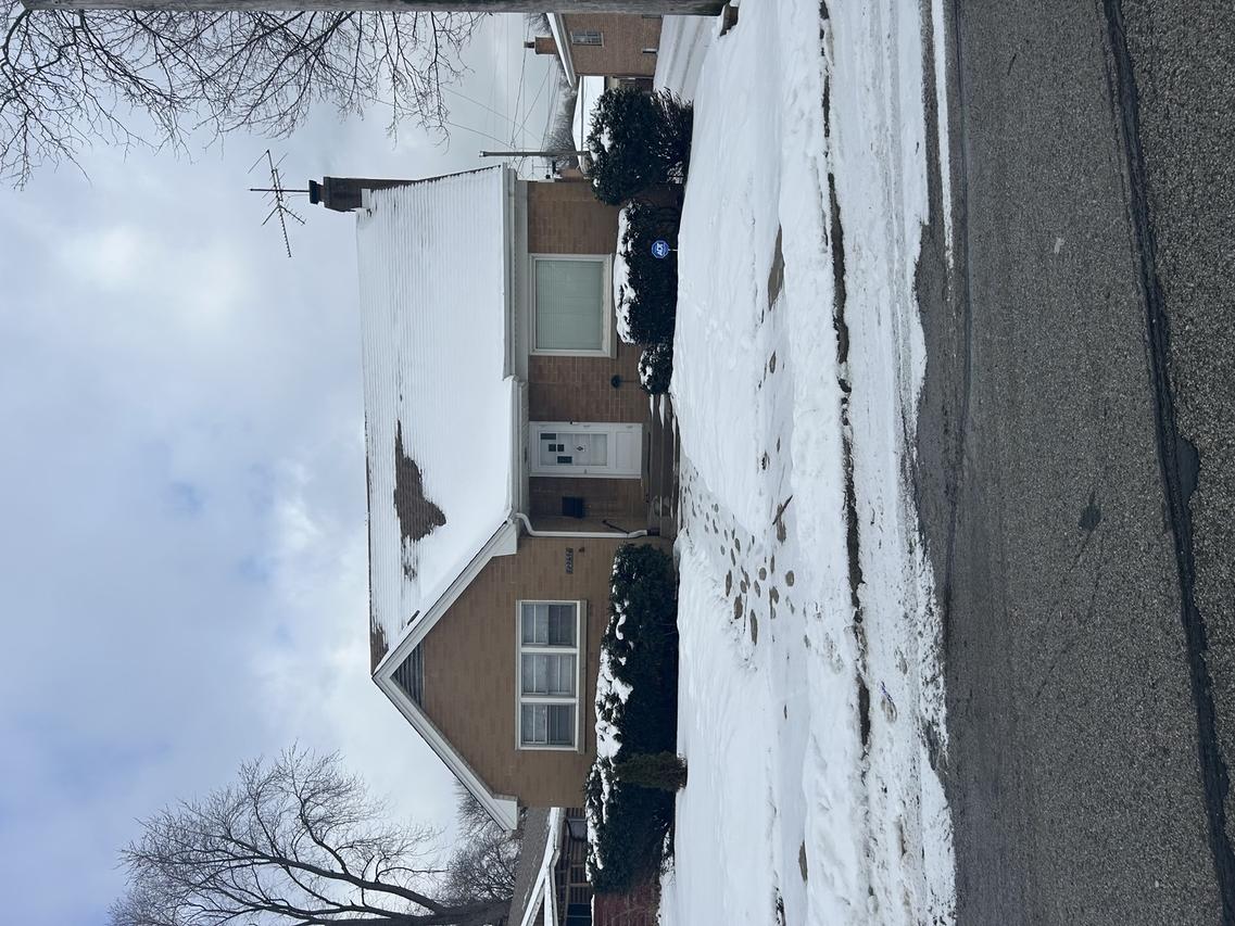 12757 Mozart St., Blue Island, IL 60406