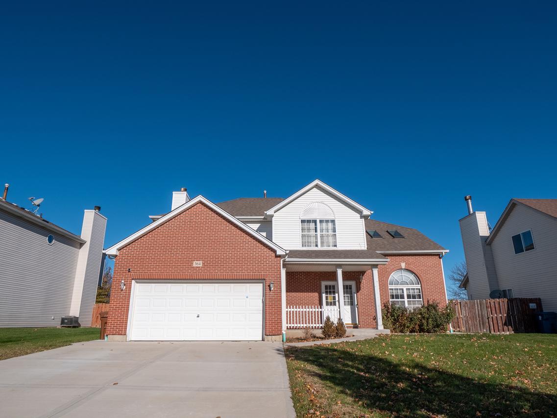 364 Polo Club Dr., Glendale Heights, IL 60139