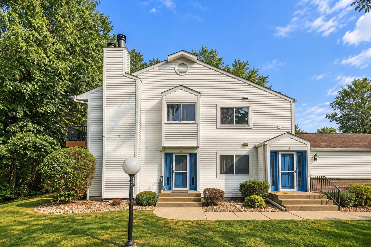 3930 38th St. #C, Rock Island, IL 61201