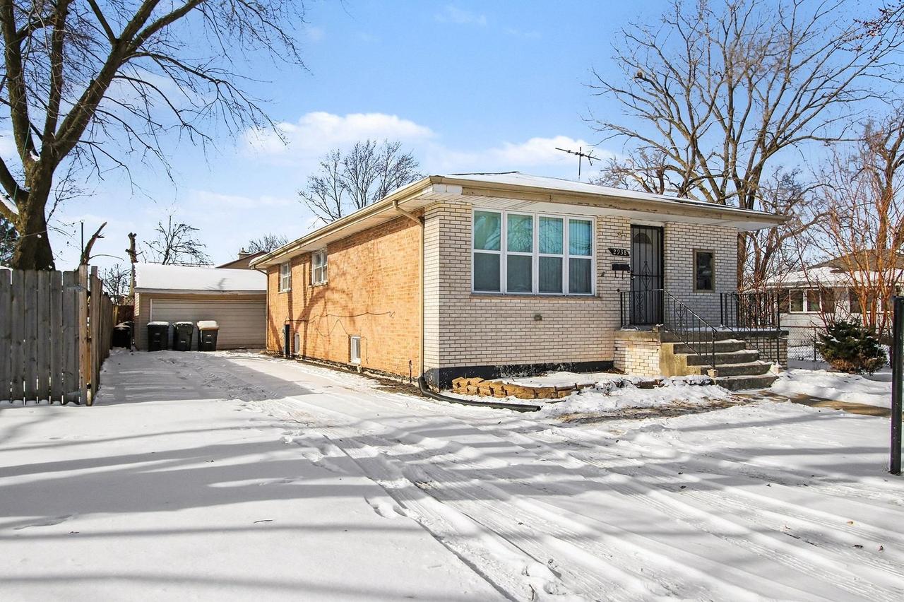 2938 173rd Pl., Lansing, IL 60438