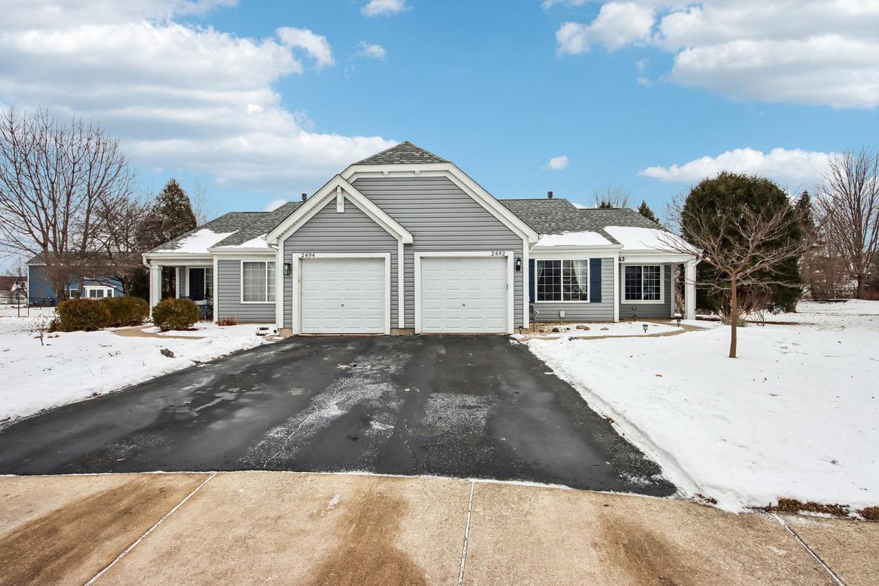 2492 Concord Ct., Montgomery, IL 60538