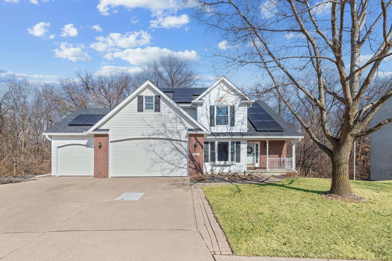 1217 28th Ave., Silvis, IL 61282