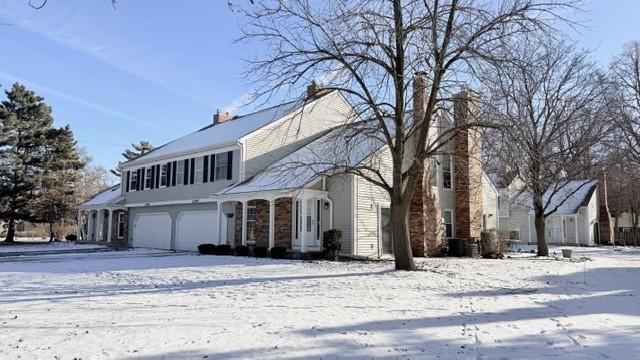 2S705 Timber Dr., Warrenville, IL 60555