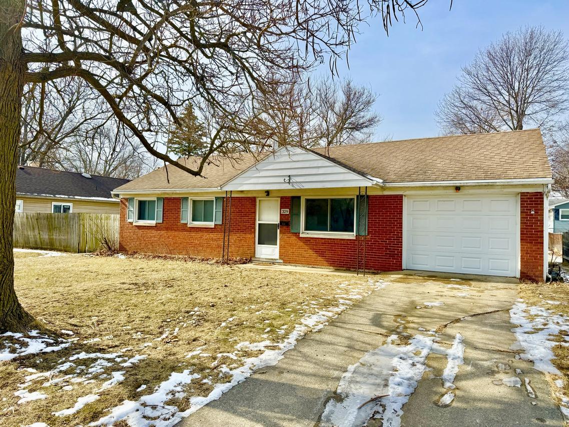 329 Robinson Dr., Morris, IL 60450