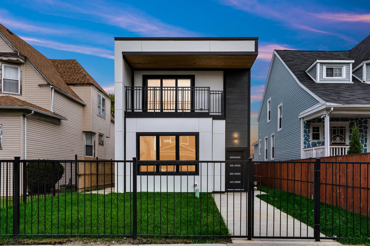 843 N Lorel Ave., Chicago, IL 60651