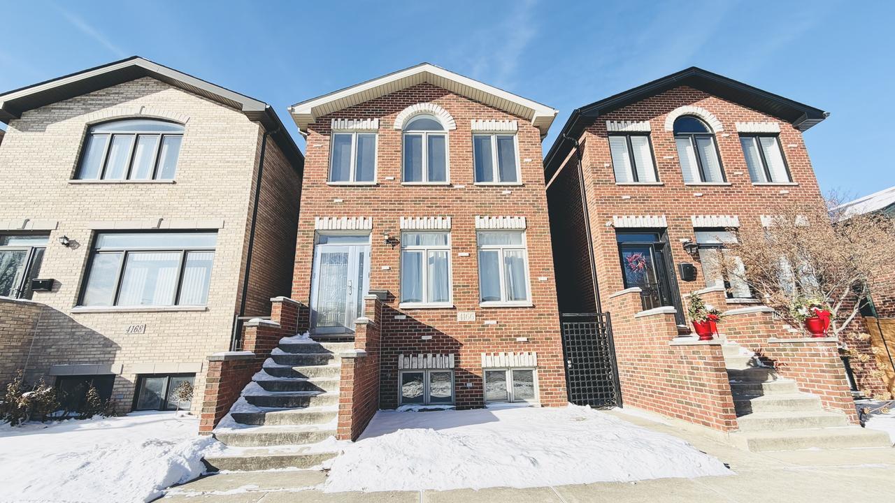 4166 S Emerald St., Chicago, IL 60609