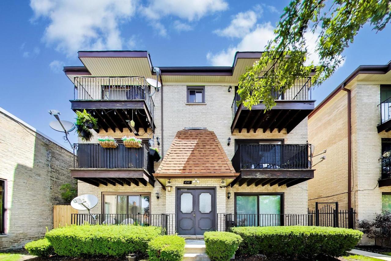 [Address Hidden by Seller], Chicago, IL 60630