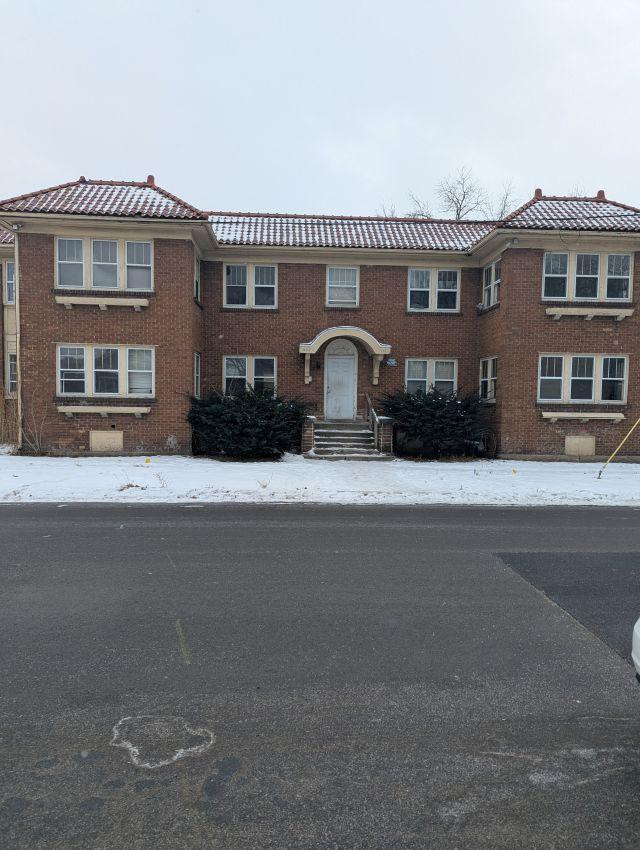 1531 12th Ave., Rockford, IL 61104