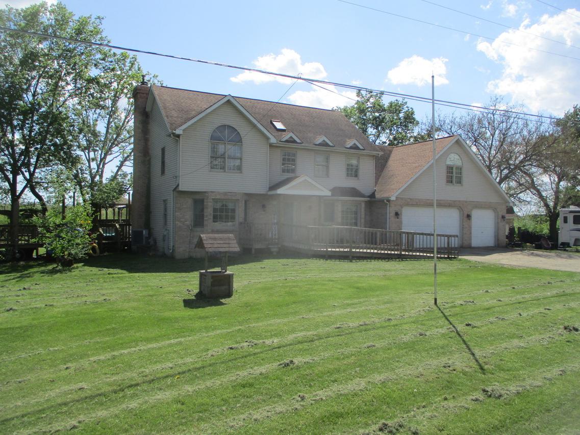 1864 N 2753rd Rd., Ottawa, IL 61350