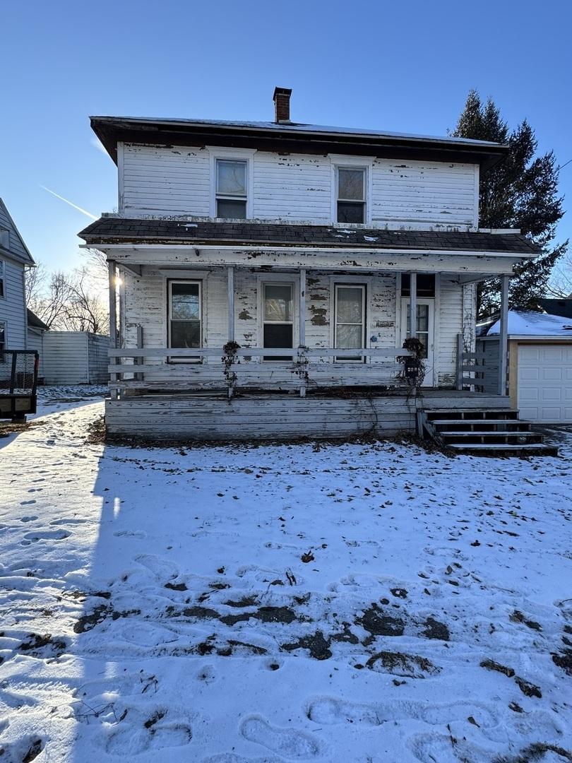 409 College Ave., Dixon, IL 61021