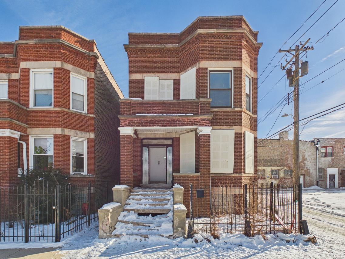 6245 S Hermitage Ave., Chicago, IL 60636