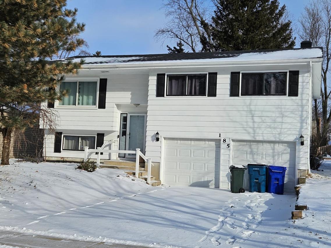 185 Ott Ave., Glen Ellyn, IL 60137