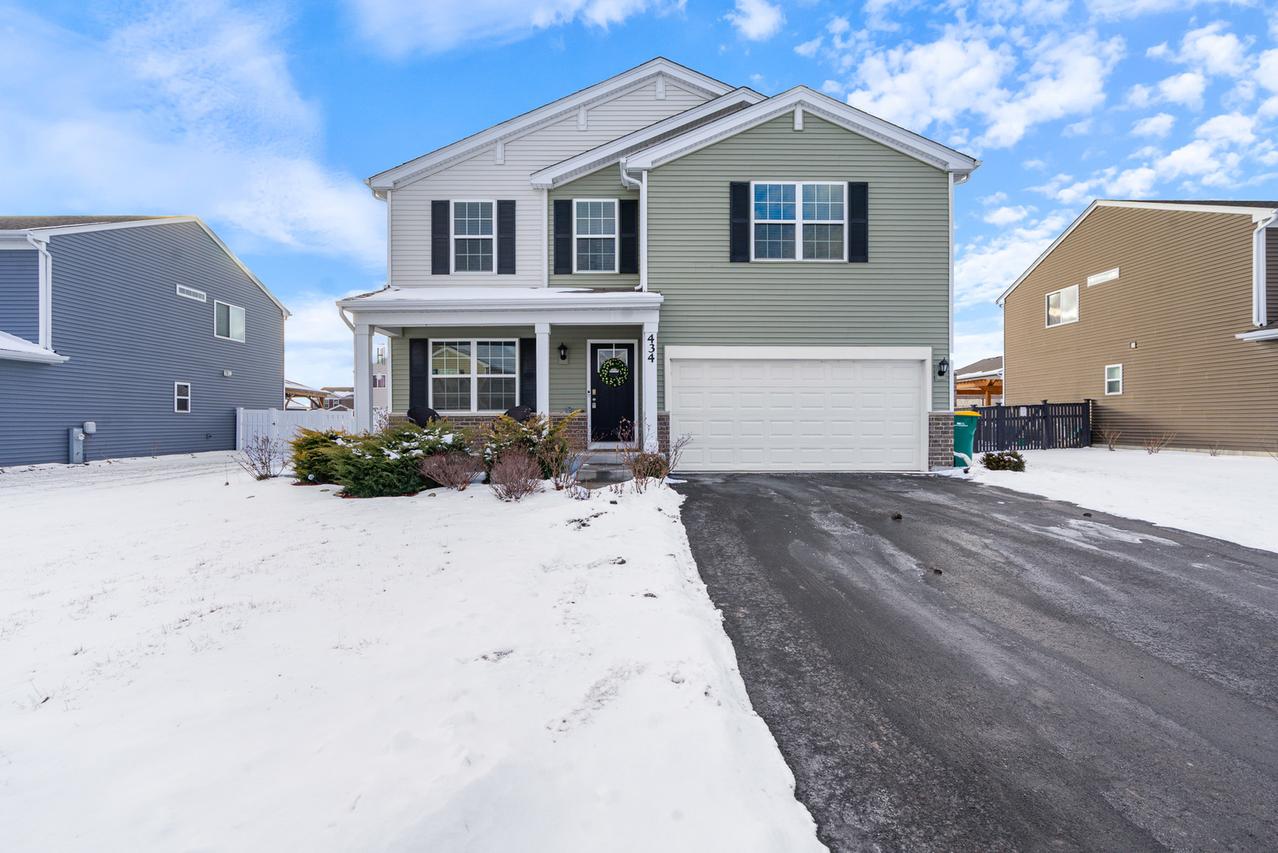 434 S Stonebrook Dr., Romeoville, IL 60446