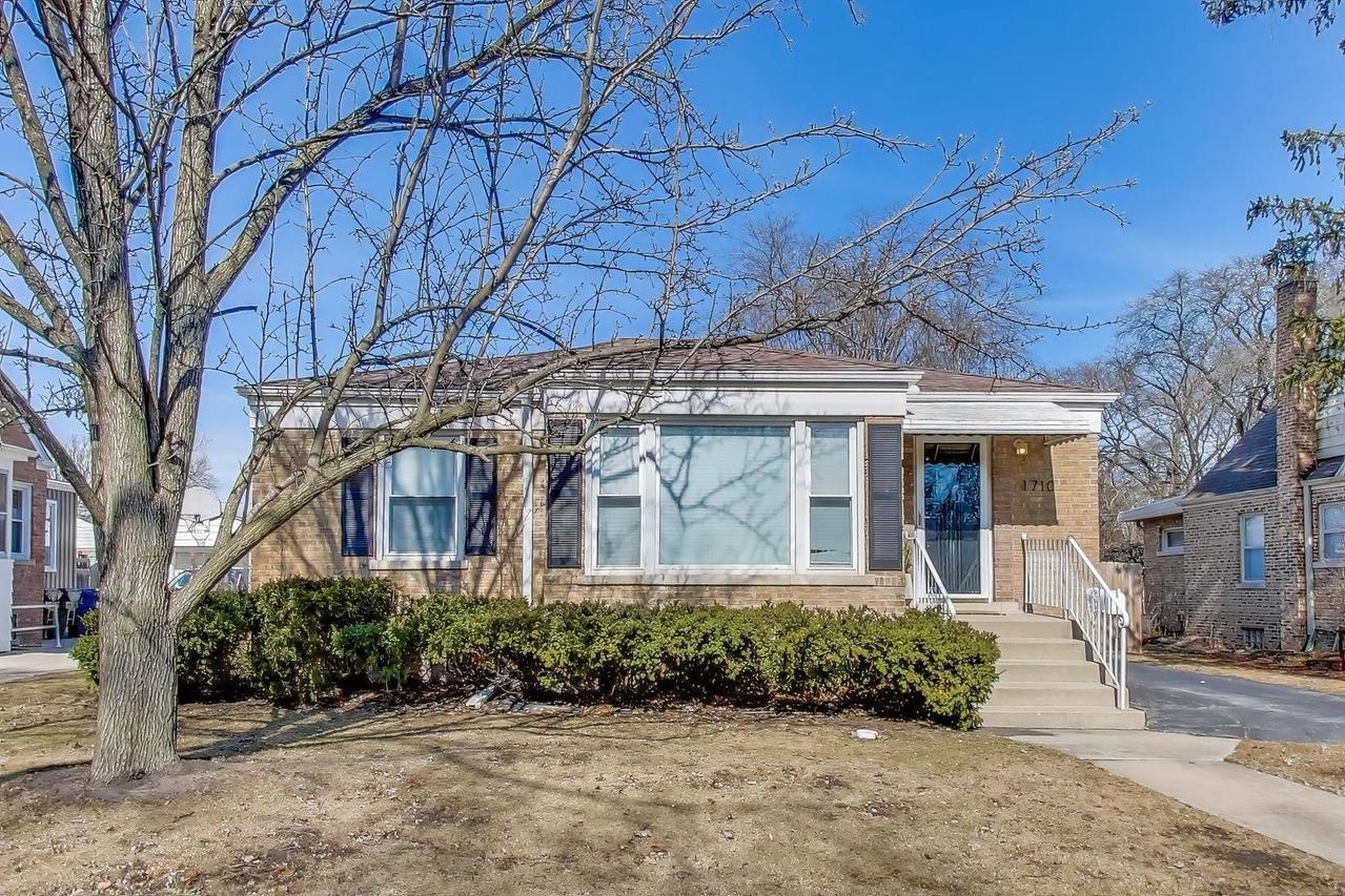 1710 187th St., Homewood, IL 60430