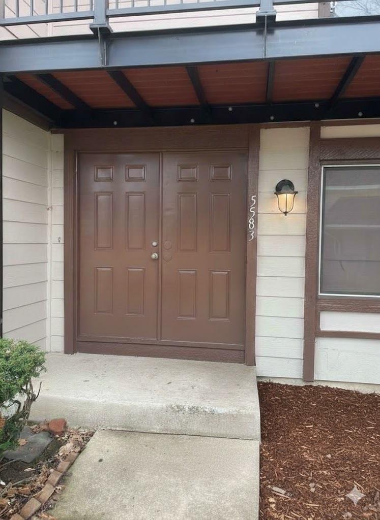 5583 Carmel Dr., Hanover Park, IL 60133