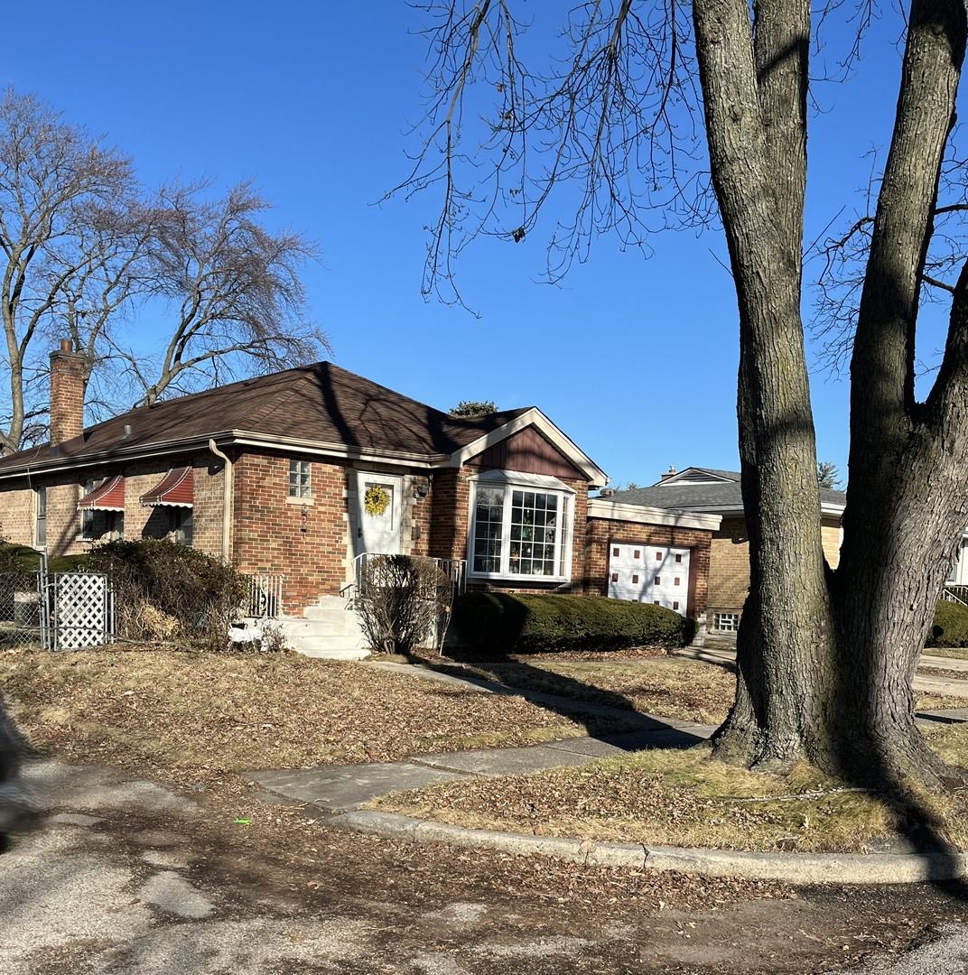 5142 Jarlath Ave., Skokie, IL 60077