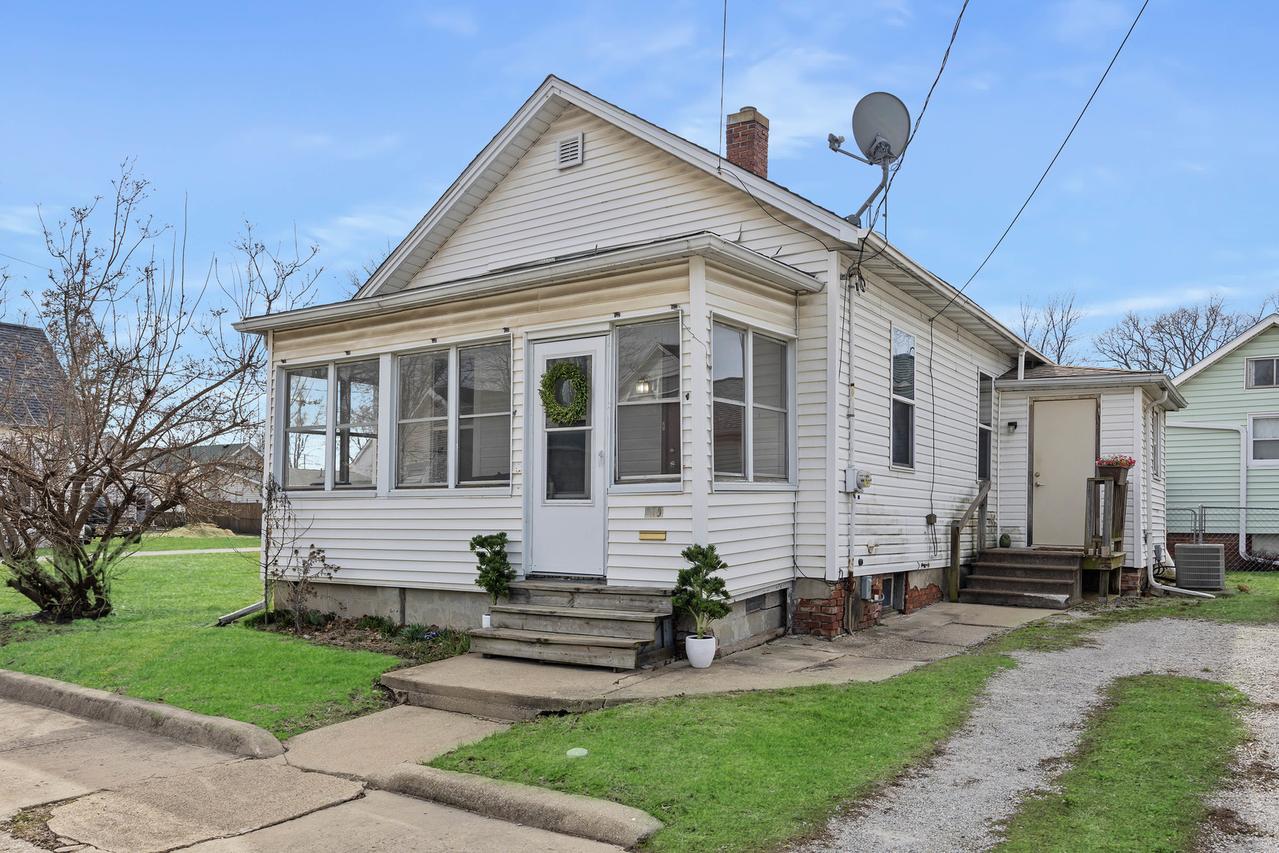 910 N Mason St., Bloomington, IL 61701