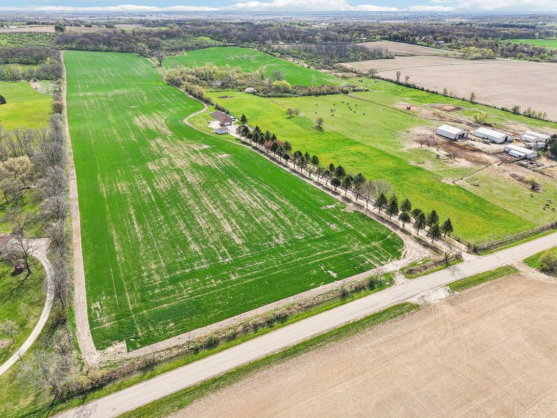 1406 Busse Rd., Marengo, IL 60152