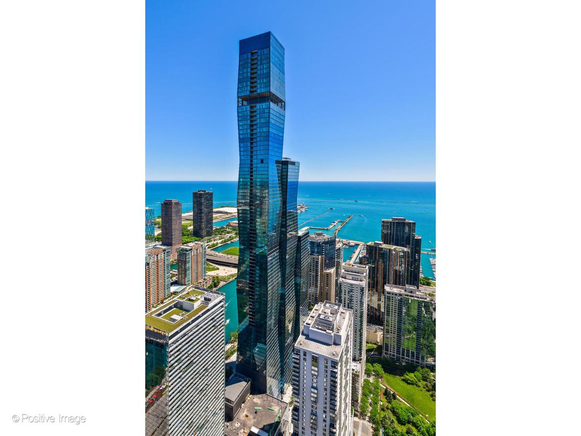 363 E Wacker Dr. #1903, Chicago, IL 60601