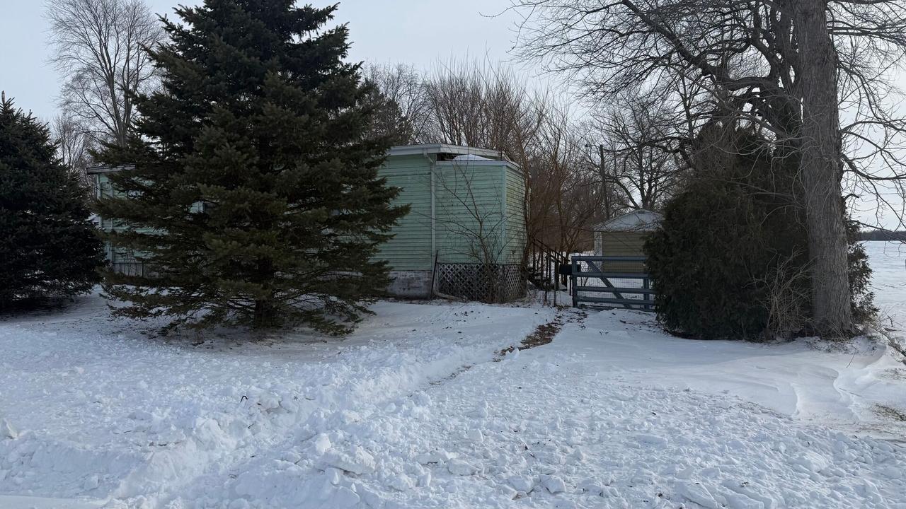 4103 E Oaks Rd., Urbana, IL 61802