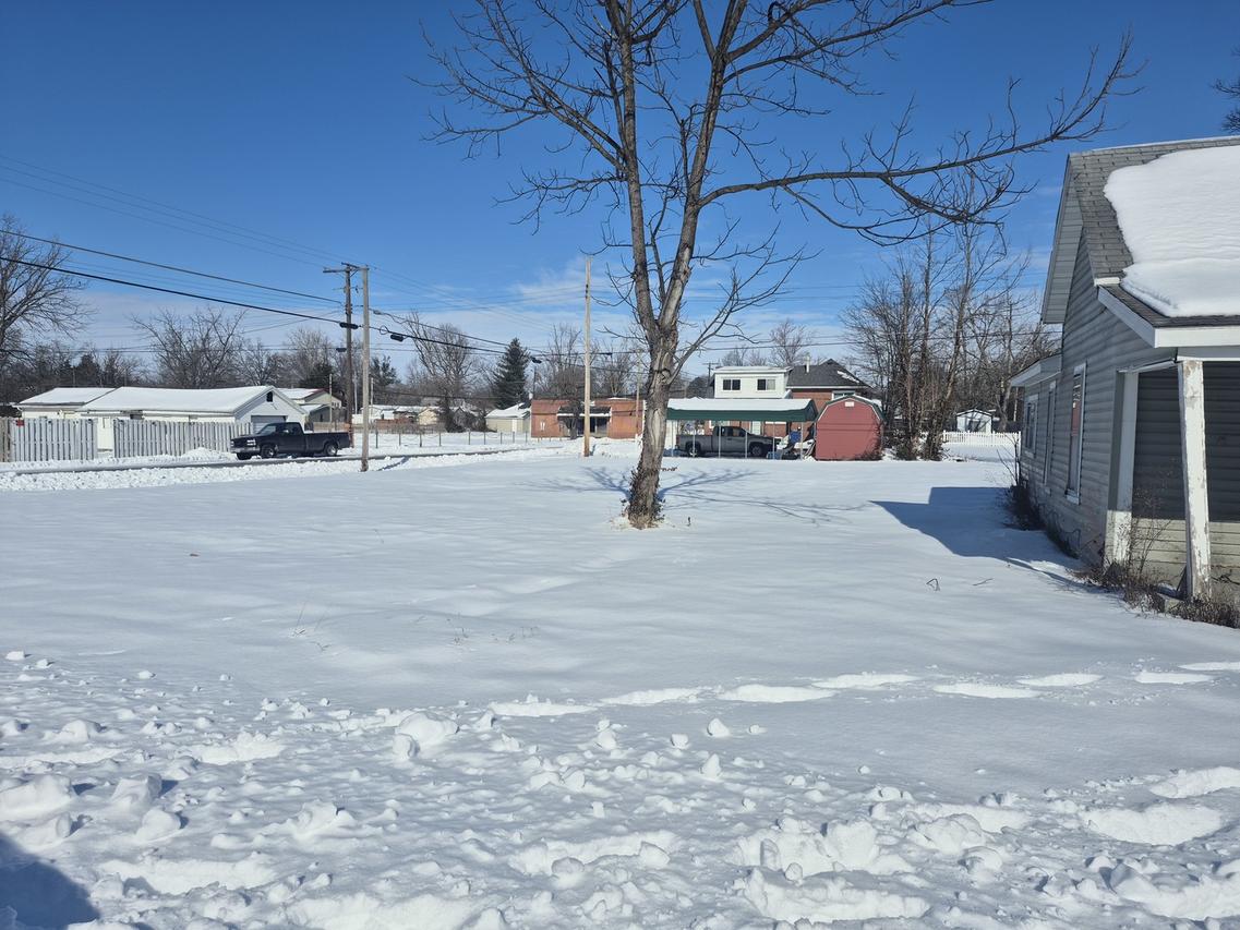 828 Elder St., Eldorado, IL 62930